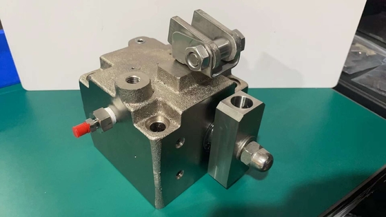 HP08 Reversing Valve And HCB08 Balancing Valve Block Ship Crane Hydraulic Parts